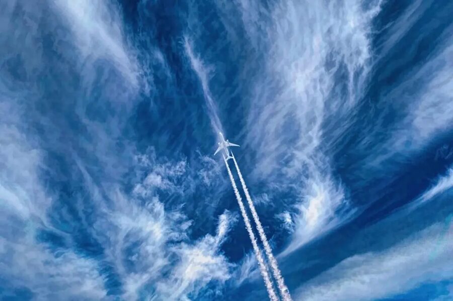 contrails