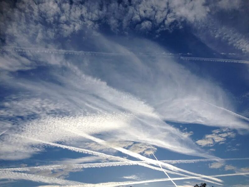 contrails