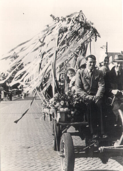 bevrijdingsfeestenAmsterdamseweg4 7juli1945